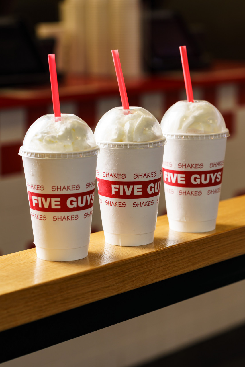 Susu kocak manis, menyegarkan - Gambar ihsan Five Guys