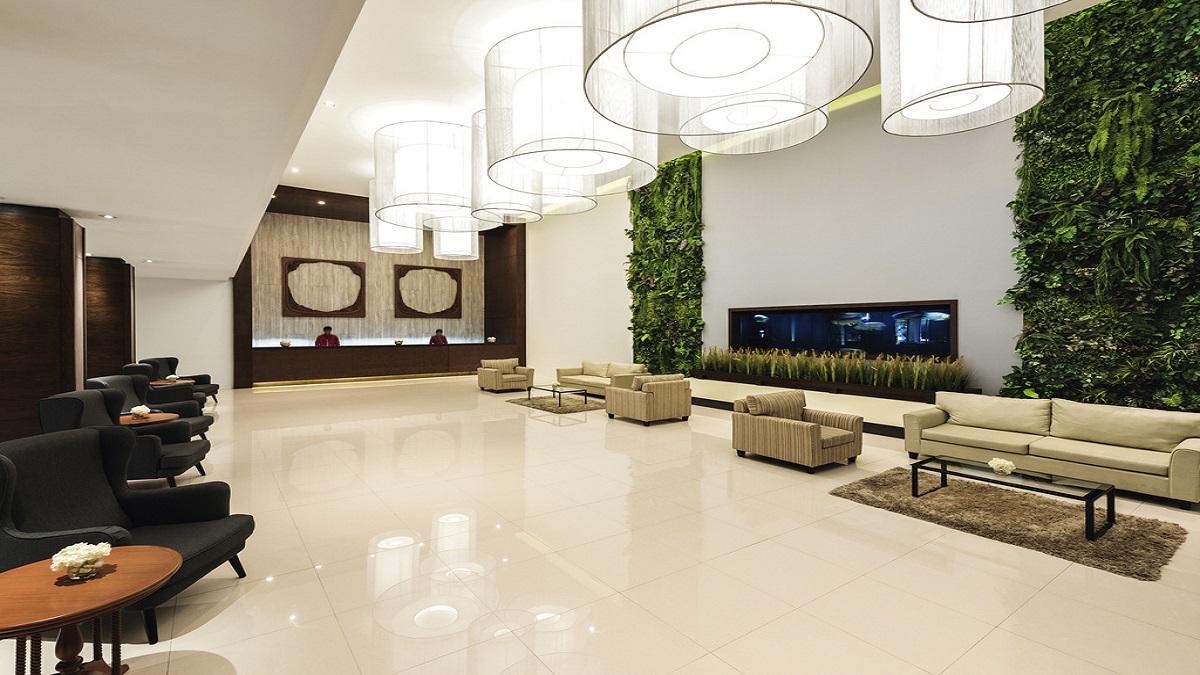 Pemandangan lobi di Movenpick, Chiang Mai yang menyenangkan. - Gambar oleh Rahayu MN
