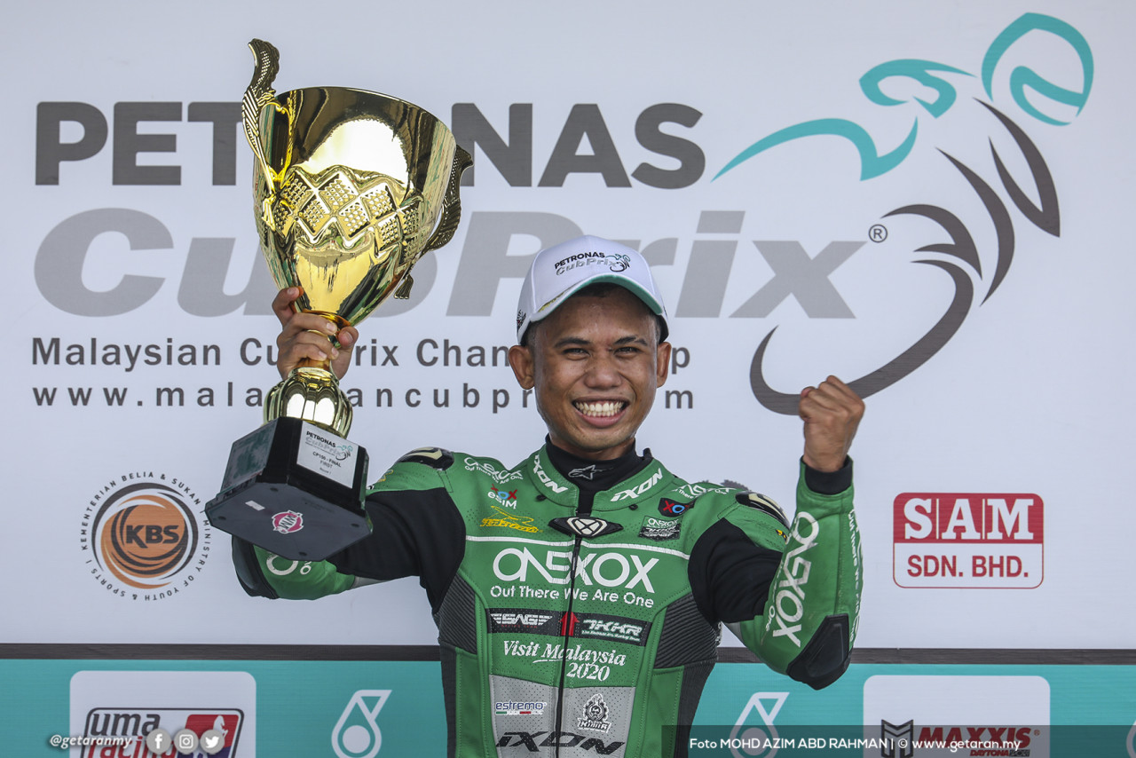 Muzakkir Muhammad mengungguli perlumbaan pusingan pertama.