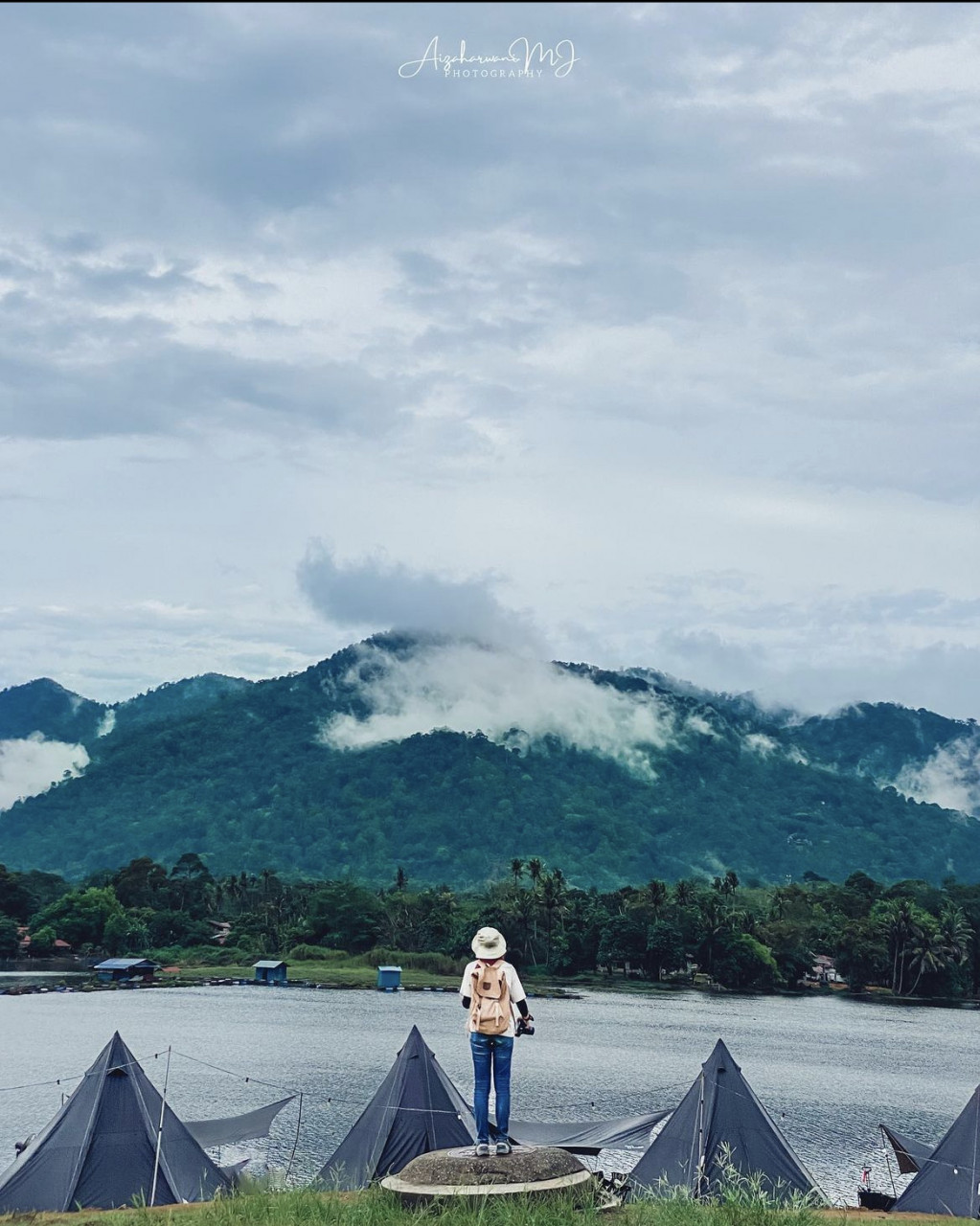 Tasik Raban di Lenggong, Perak ini menyajikan pemandangan indah, yang bukan sahaja memukau mata dan menenangkan jiwa.