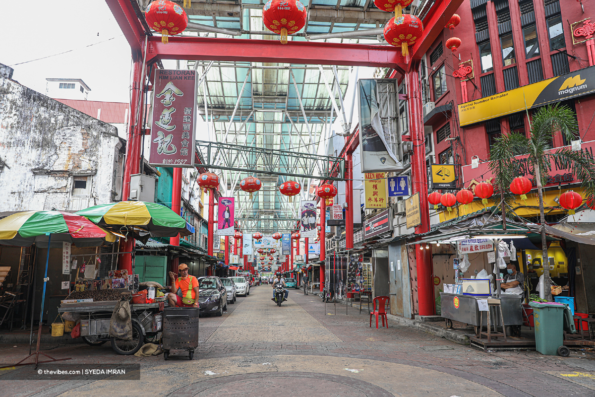 Keadaan di Petaling Street, sunyi sepi, tiada pelanggan membeli barang.