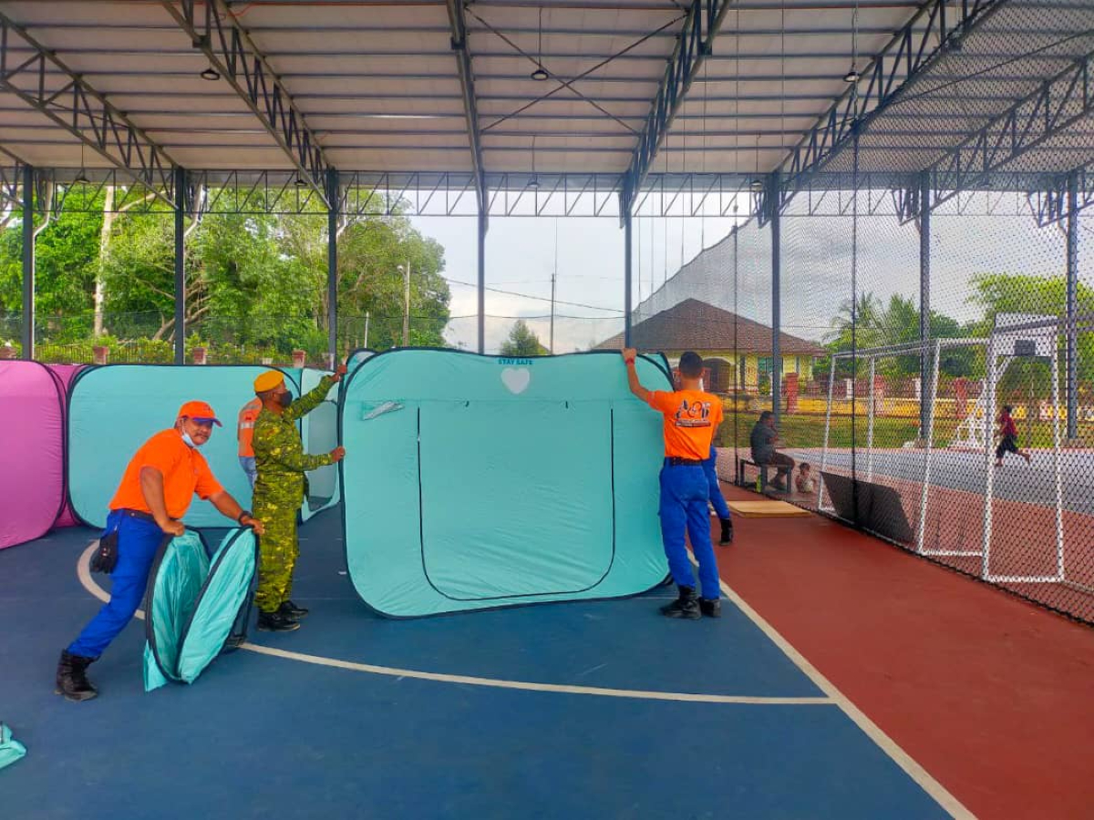Sebuah PPS telah dibuka di Kompleks Rakan Muda Batu 42, Baling bagi menempatkan mangsa banjir di kawasan berhampiran.