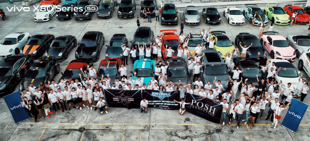 Sebahagian peserta bersama 100 buah kereta Porsche pelbagai model seperti Cayman, Spyder, 911 GT dan banyak lagi. - Gambar ihsan Vivo Malaysia