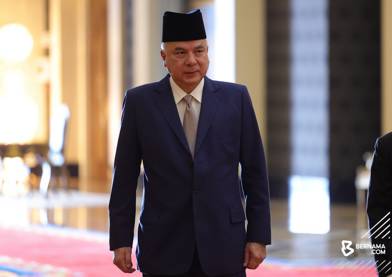 Sultan Perak Sultan Nazrin Shah dipilih sebagai Timbalan Yang di-Pertuan Agong. - gambar BERNAMA