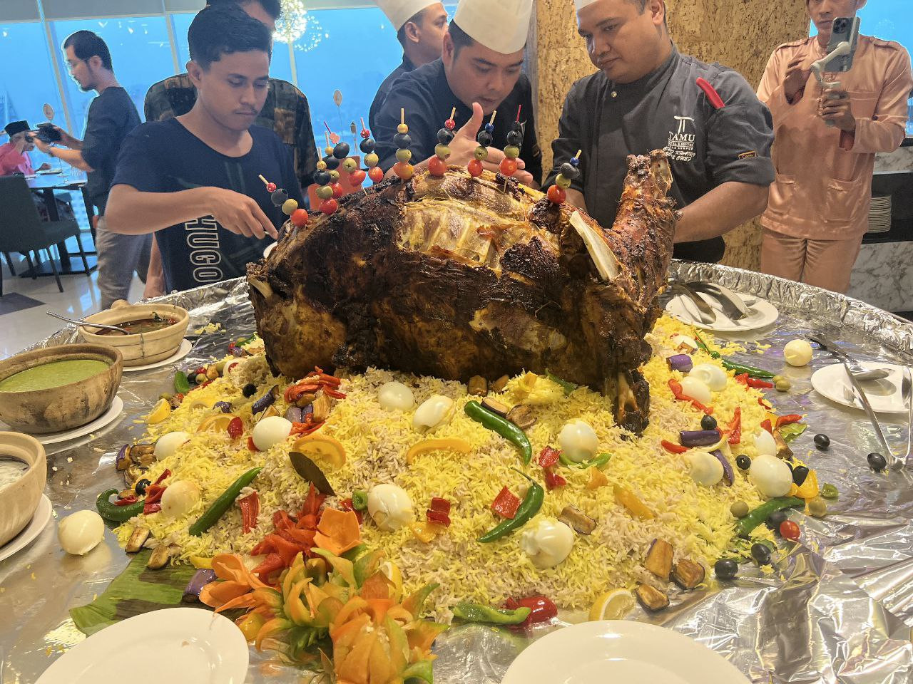 Nasi Arab Dulang - Gambar ihsan Tamu Hotel Kuala Lumpur