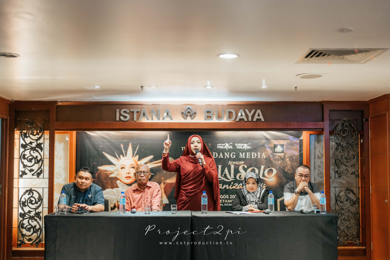 Noraniza pada majlis sidang media Konsert Malai Solo yang berlangsung di Istana Budaya.
