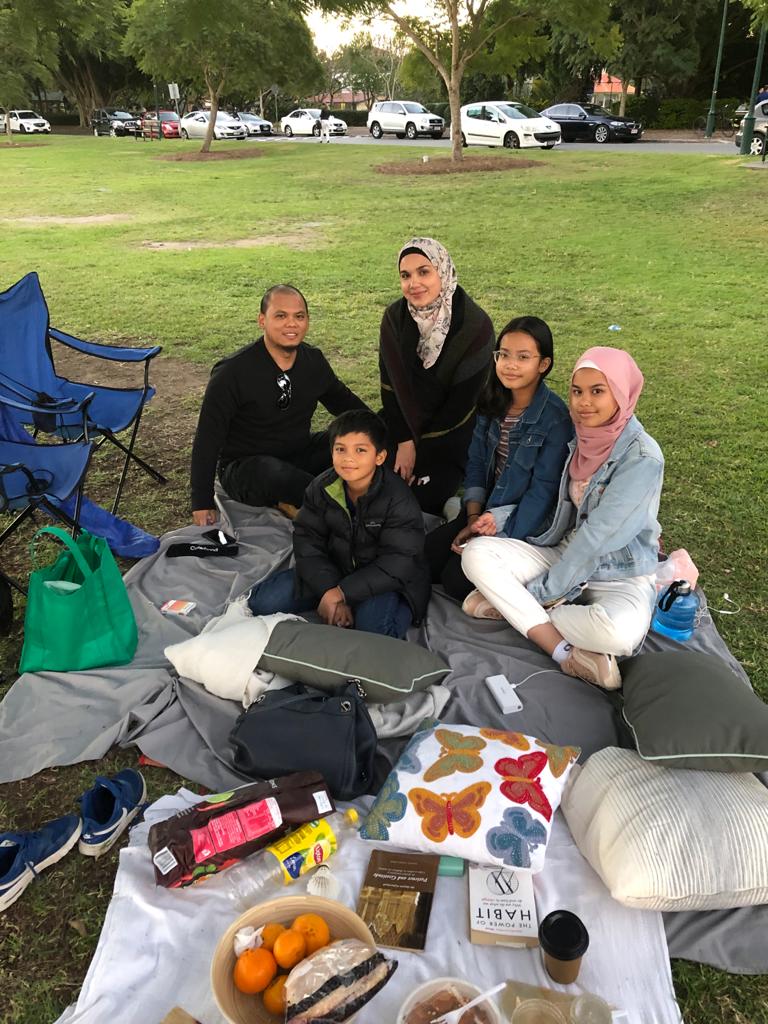 Wardina dan keluarga kini menetap di Queensland