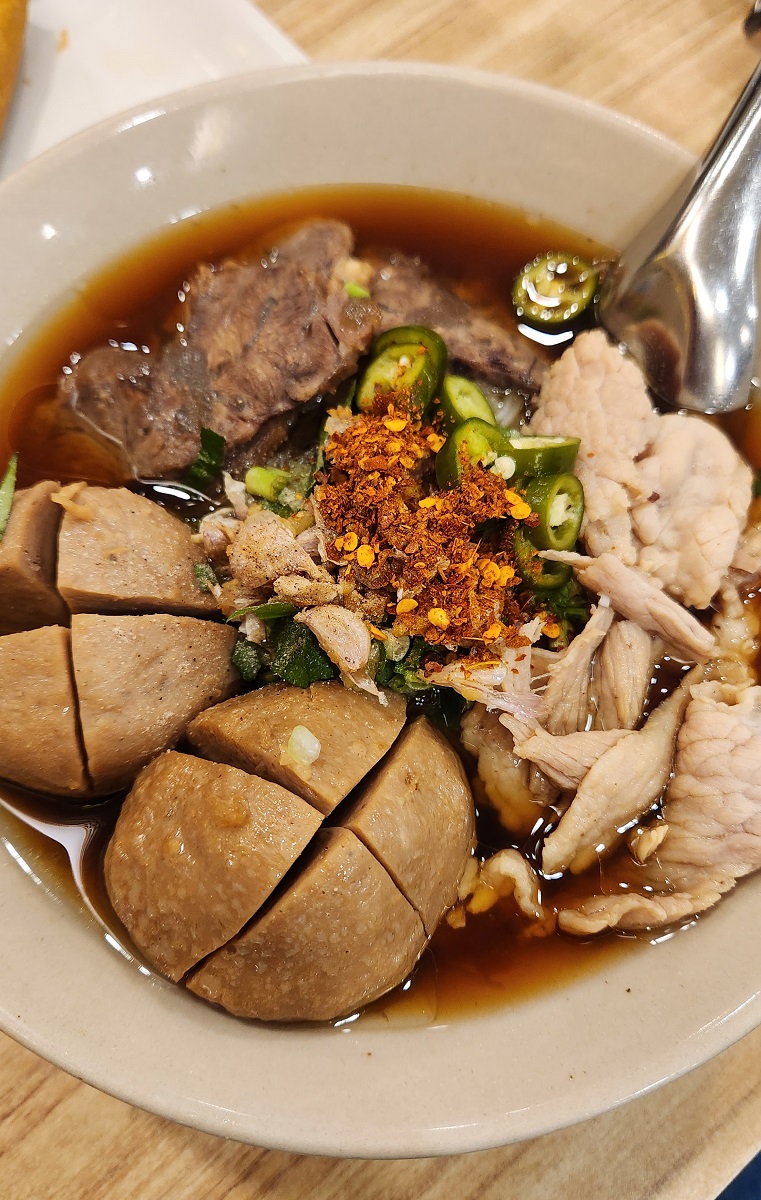 Jumbo Meatball Noodle Soup - Gambar oleh Rahayu MN