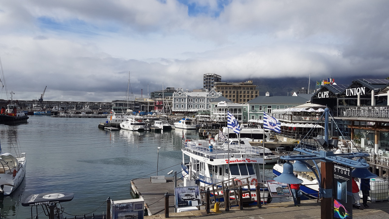 Dermaga Victoria dan Alfred (V&A Waterfront)