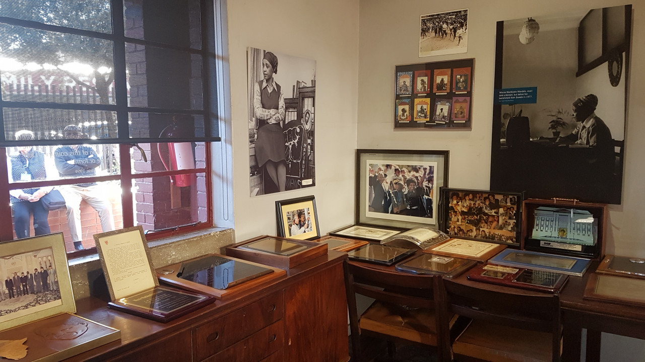 Ruang dalam Mandela House