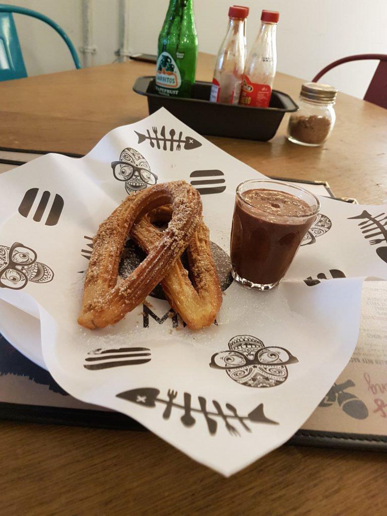 Churros - Gambar oleh Shah Shamshiri