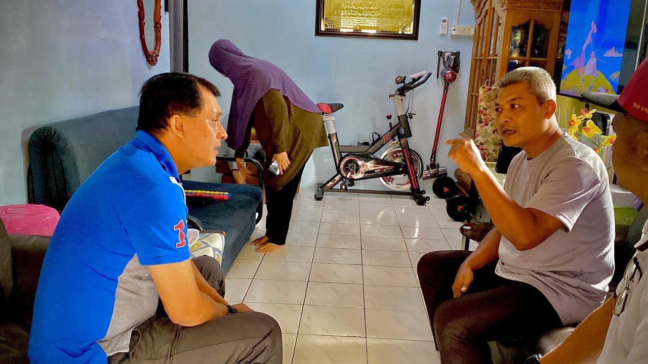 Ahmad Idham ketika menyertai Jelajah Komuniti di Bagan Pinang, Port Dickson. - Gambar Instagram ahmad_idham