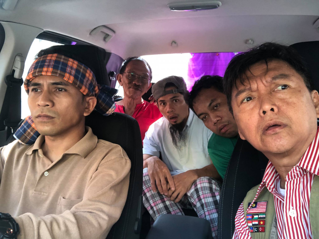 Aziz tampil sebagai Pak Jabit bagi menggantikan Allahyarham Man Kadir