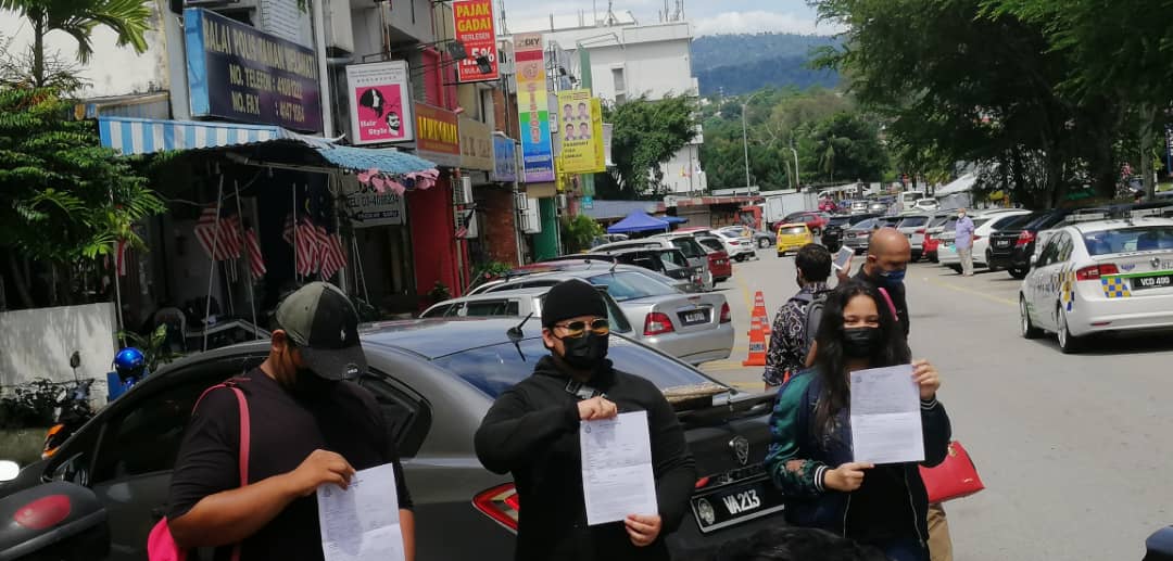 Azrell Omar Iskandar bin Azri Iskandar, 17, Nur Azreen Omar Iskandar binti Azri Iskandar, 12 dan Hanif Haikal Jeffery, 17