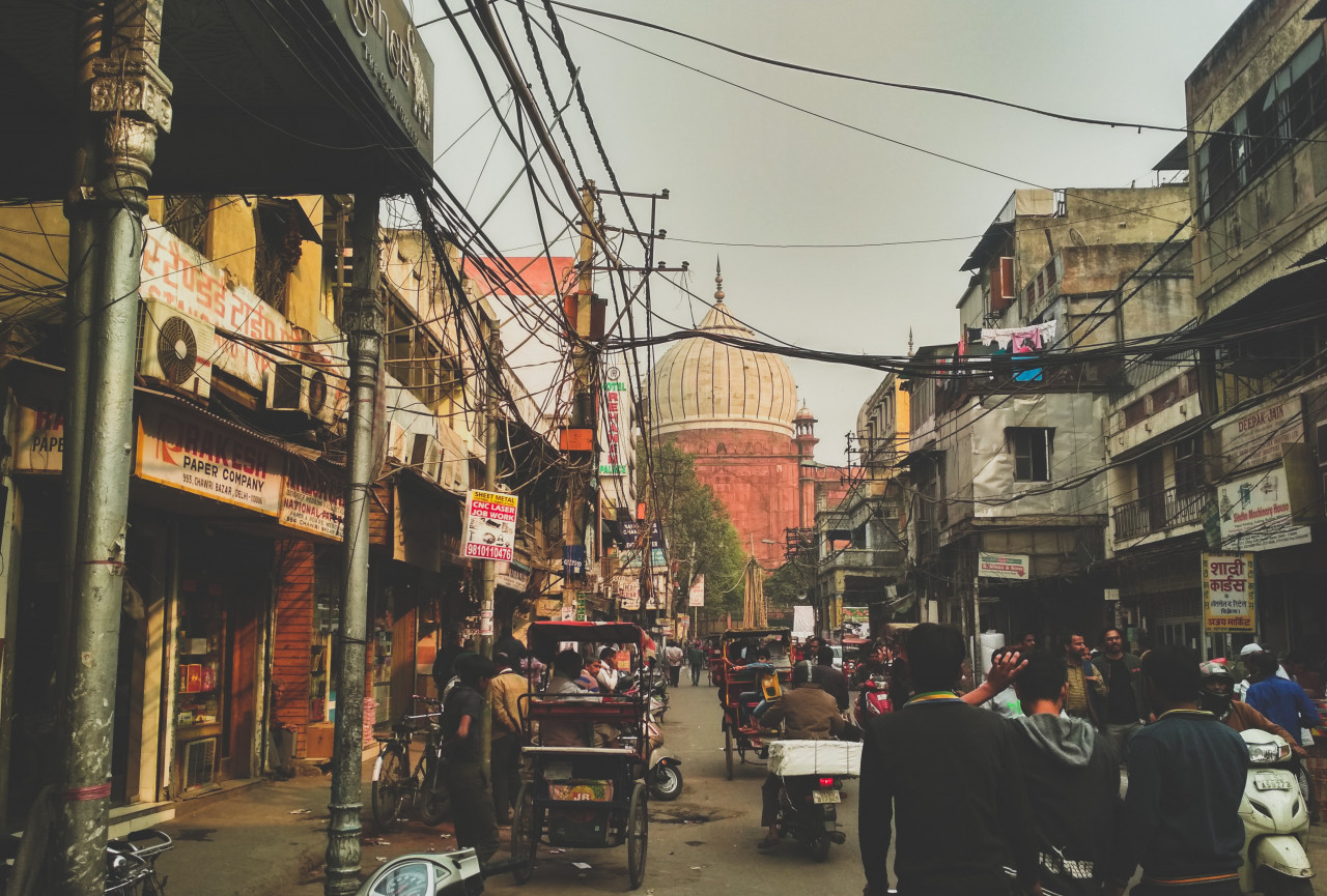 Sekitar kawasan Masjid Jama di New Delhi. Gambar: Aquib Akhter, Unsplash