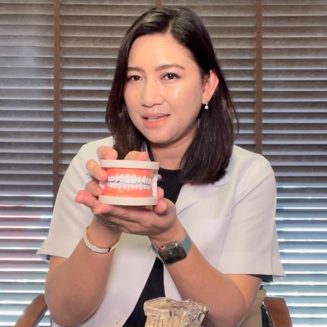 Dr.Irma Shida Abu Samah, pemilik Irma Ariandi Dental Clinic, Johor Bahru 