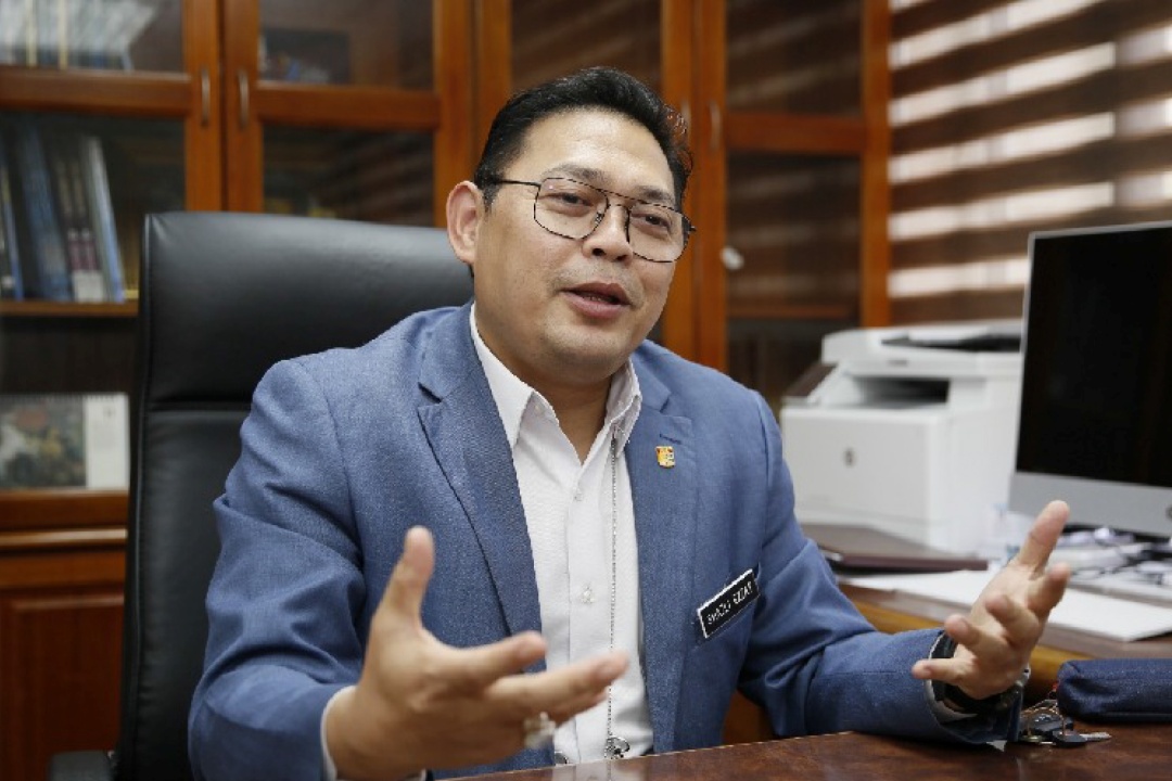 Prof Madya Dr Shazli Ezzat Ghazali.