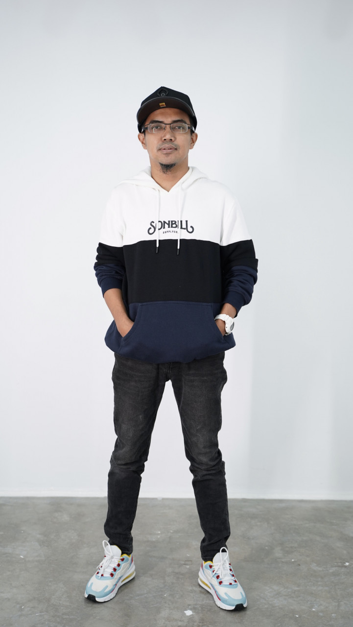 Gambar Oleh Ellyna Ali