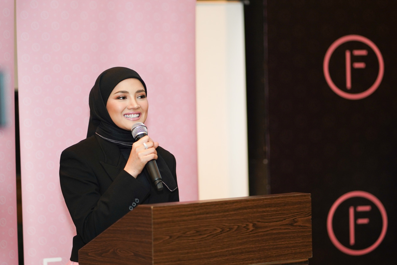 Nur Fazura di sidang media pelancaran konsert Faztival Fazura
