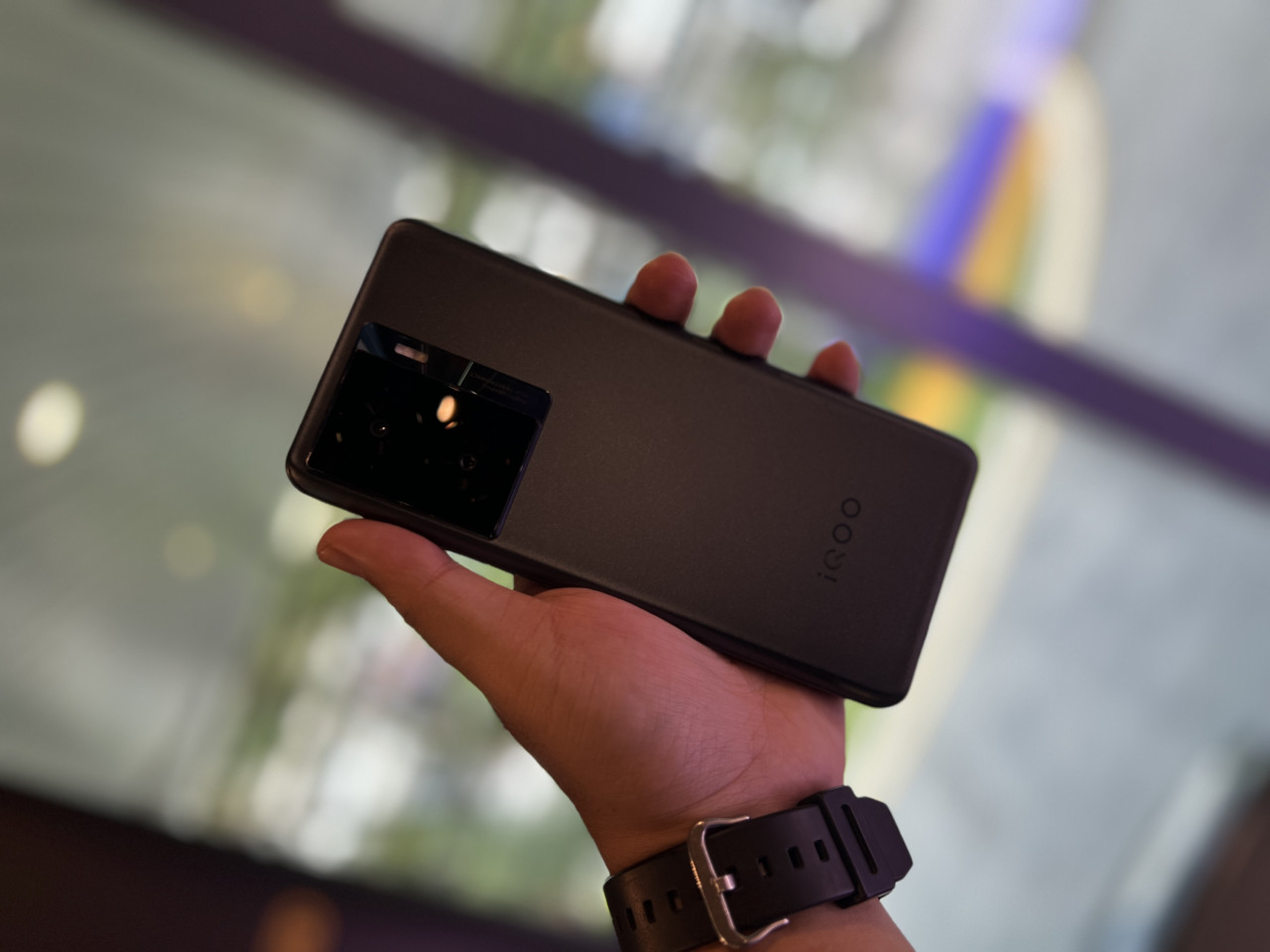 iQOO Z7x - Gambar oleh Izwan Ramlan