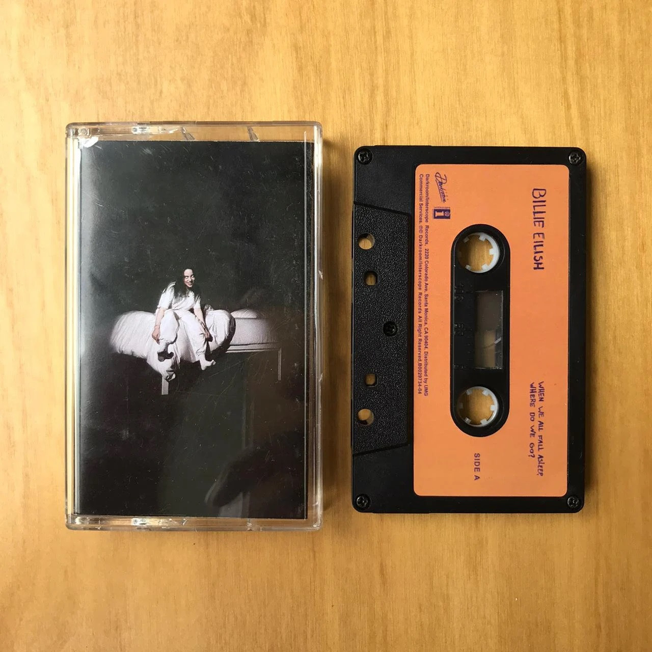Kaset Billie Eilish. Gambar: Etsy.com