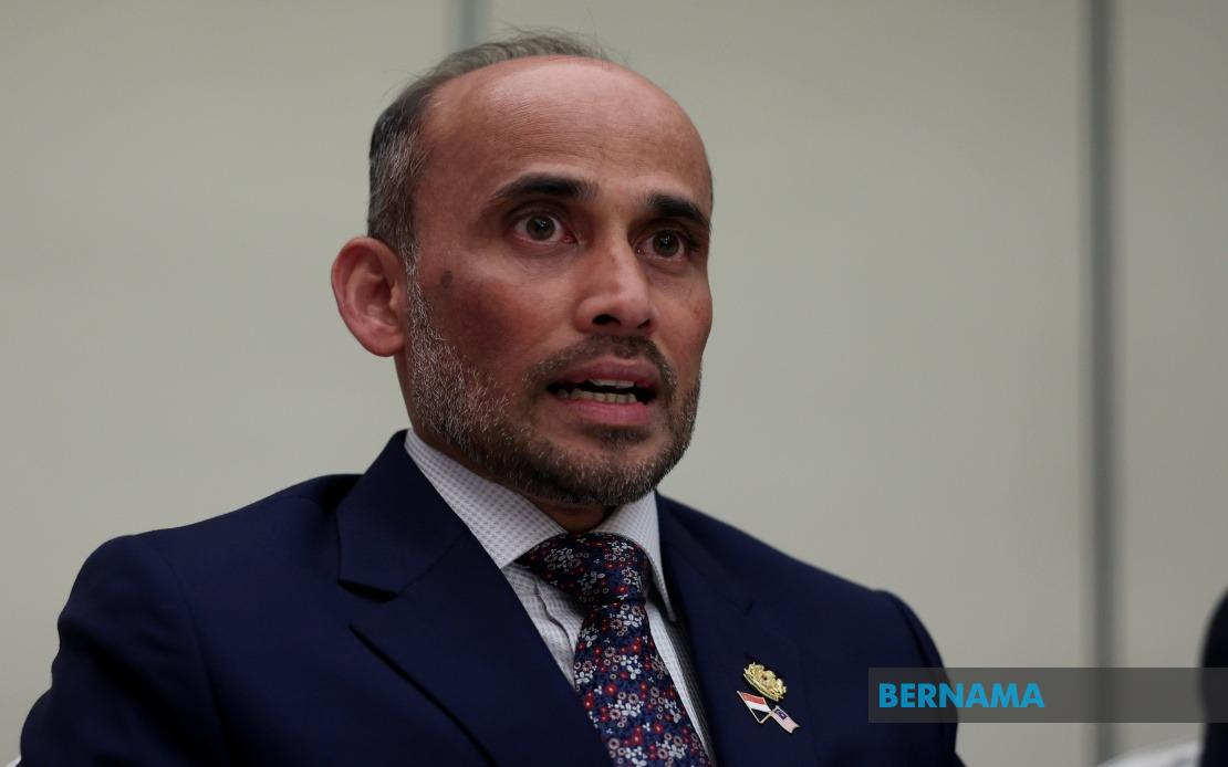 Pesuruhjaya Tinggi Malaysia ke Singapura Datuk Dr Azfar Mohamad Mustafar. - gambar BERNAMA