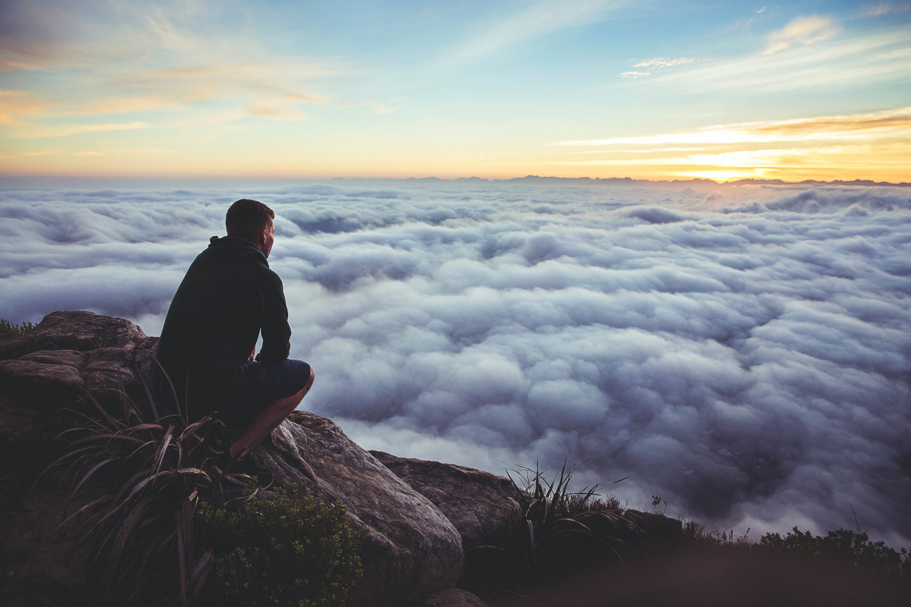 Bagi penulis, pengorbanan yang dilaluinya sangat berbaloi kerana banyak pelajaran dan peringatan diperolehinya, anda bagaimana? - Gambar hiasan dari Unsplash