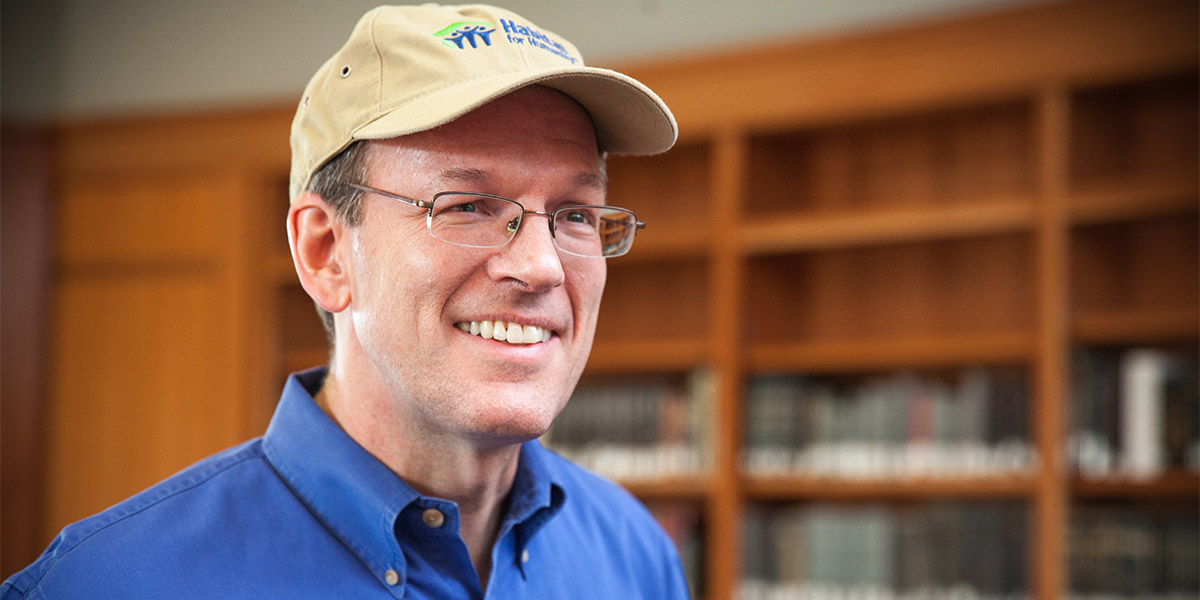 Jonathan Reckford - Gambar Habitat for Humanity 