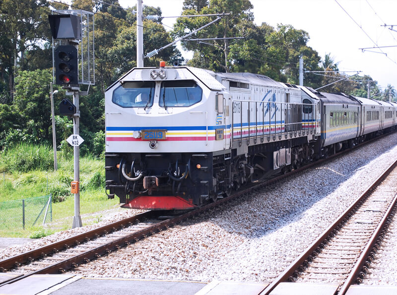 Gambar: Keretapi Tanah Melayu
