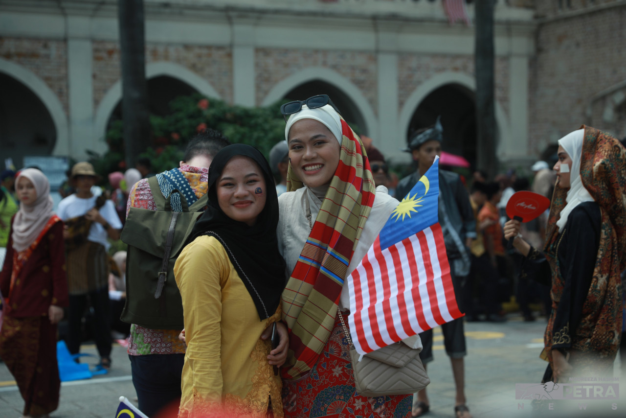 Gelagat peserta Keretapi Sarong 2023.