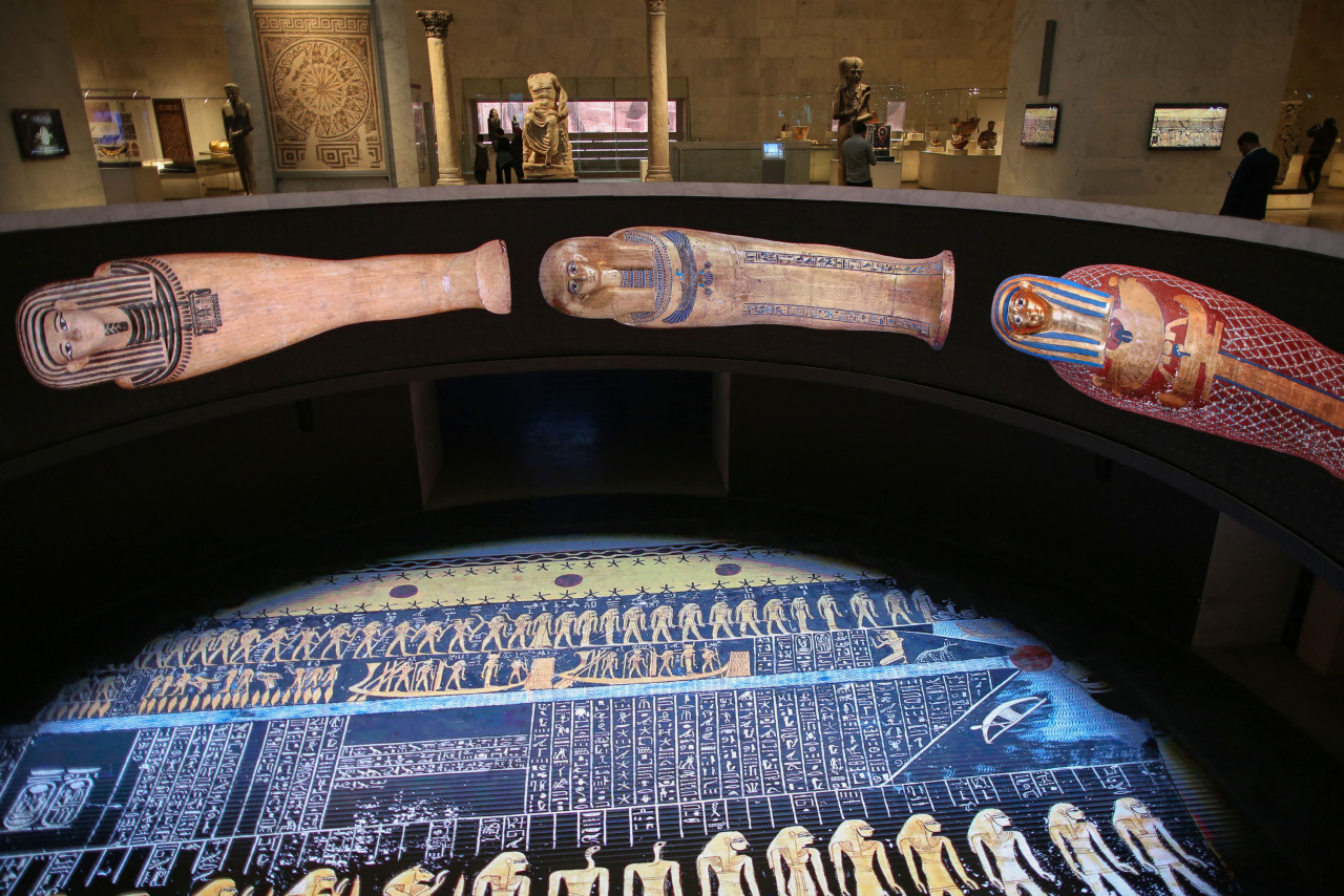 Kawasan pameran di Muzium Nasional Peradaban Mesir yang baru. Gambar: Mahmoud KHALED / AFP