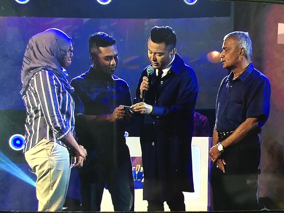 Gambar daripada tangkap layar program Mikrofon Impian 2, Astro Ria