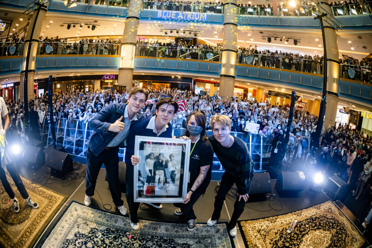 Gambar ihsan Universal Music Malaysia
