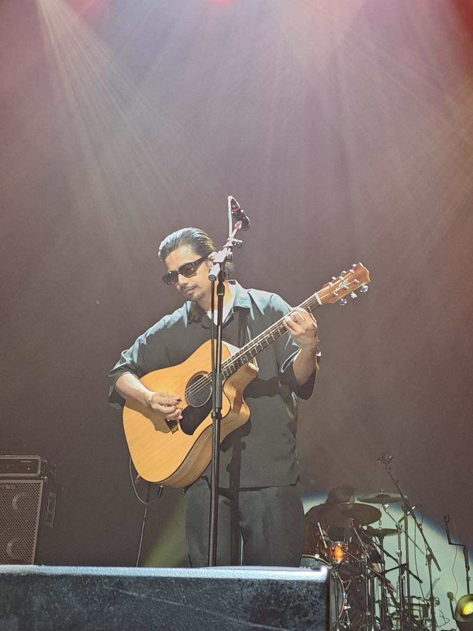 Pada konsert malam tadi, Noh berkongsi pentas bersama Spider dan XPDC