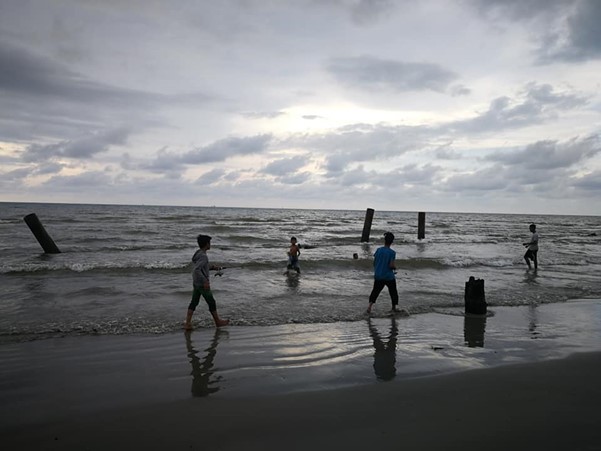 Pantai Lutong, Miri.