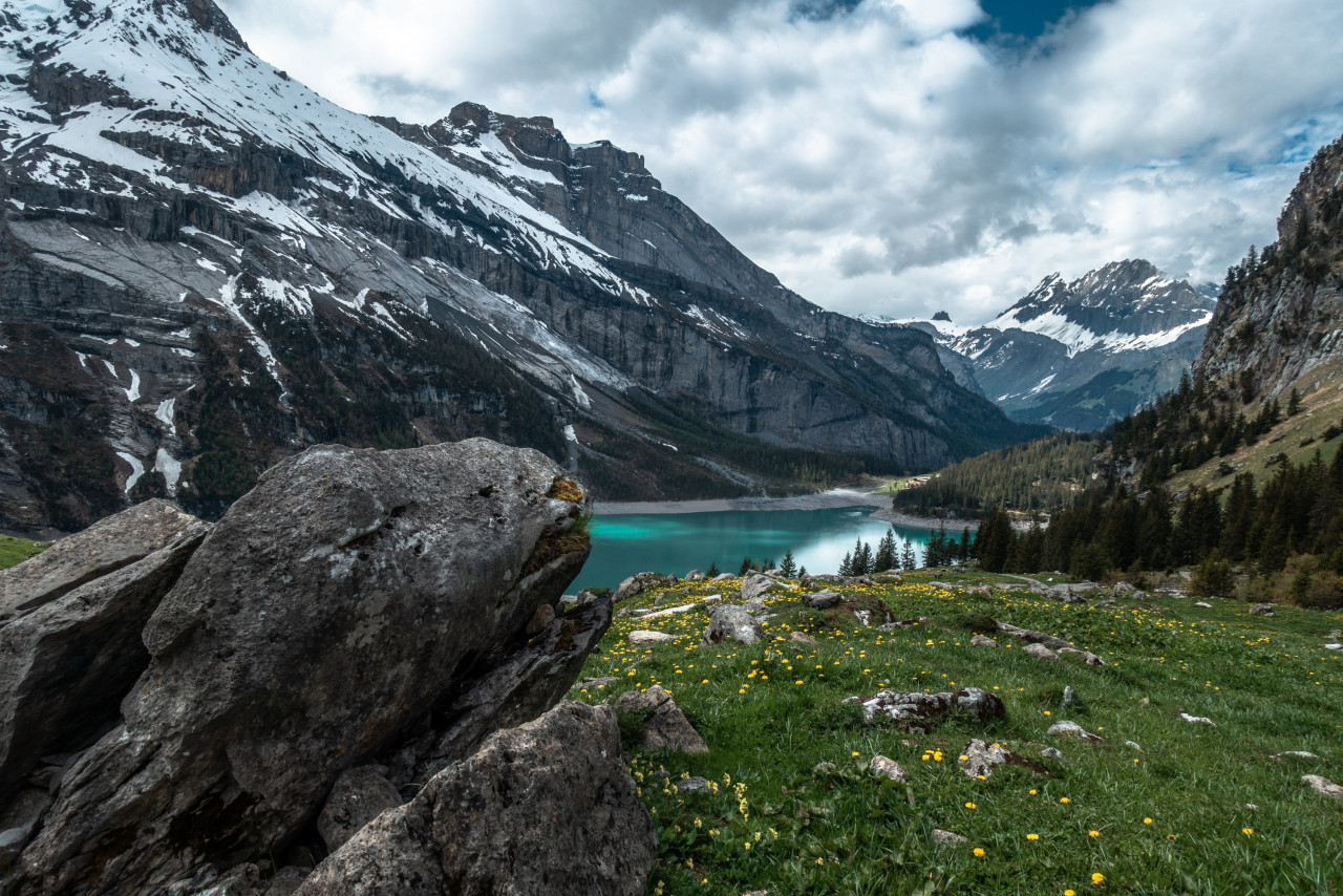 Tasik Oeschinen, Kandersteg, Switzerland