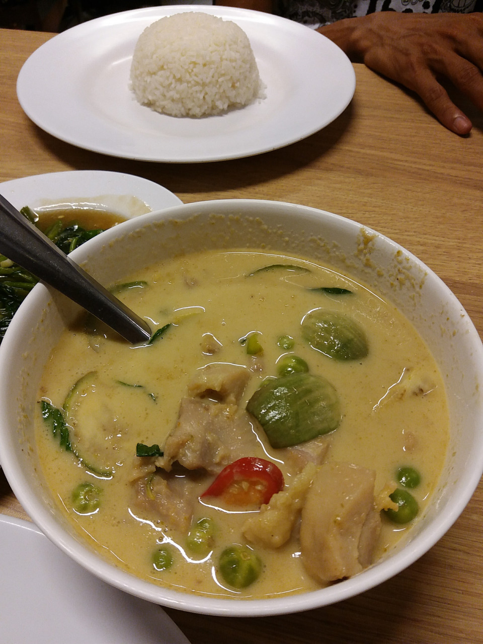 Kari hijau ayam - Gambar oleh Rahayu MN