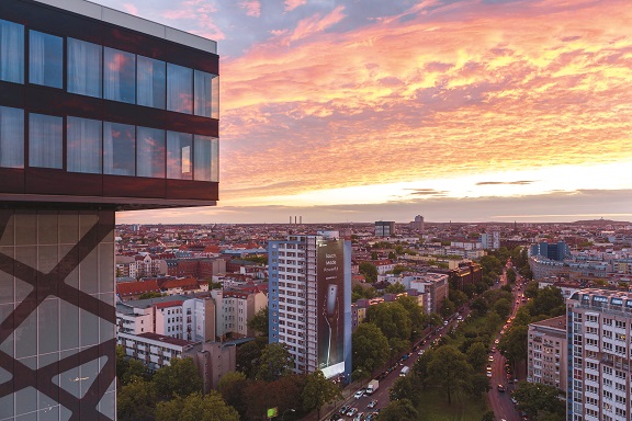 Pemandangan indah dari Riu Plaza, Berlin