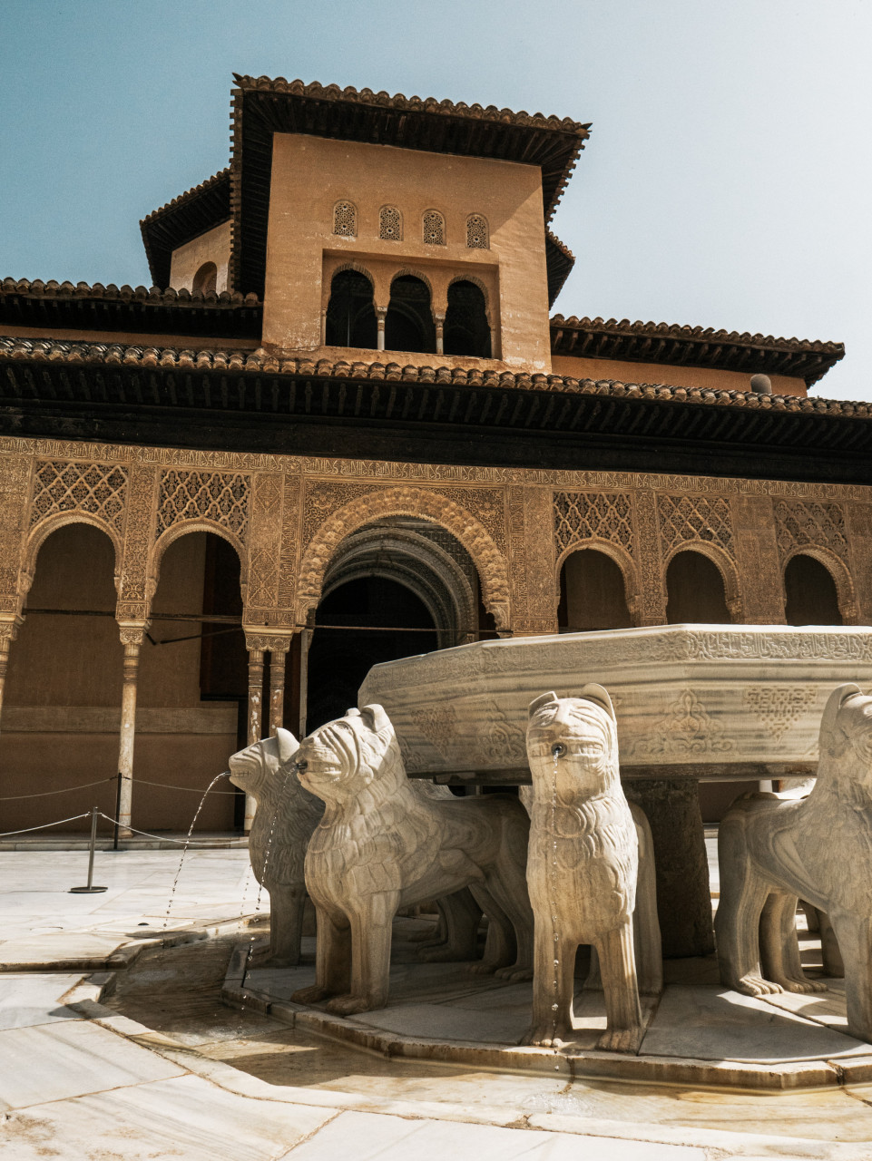 Alhambra - Gambar Unsplash