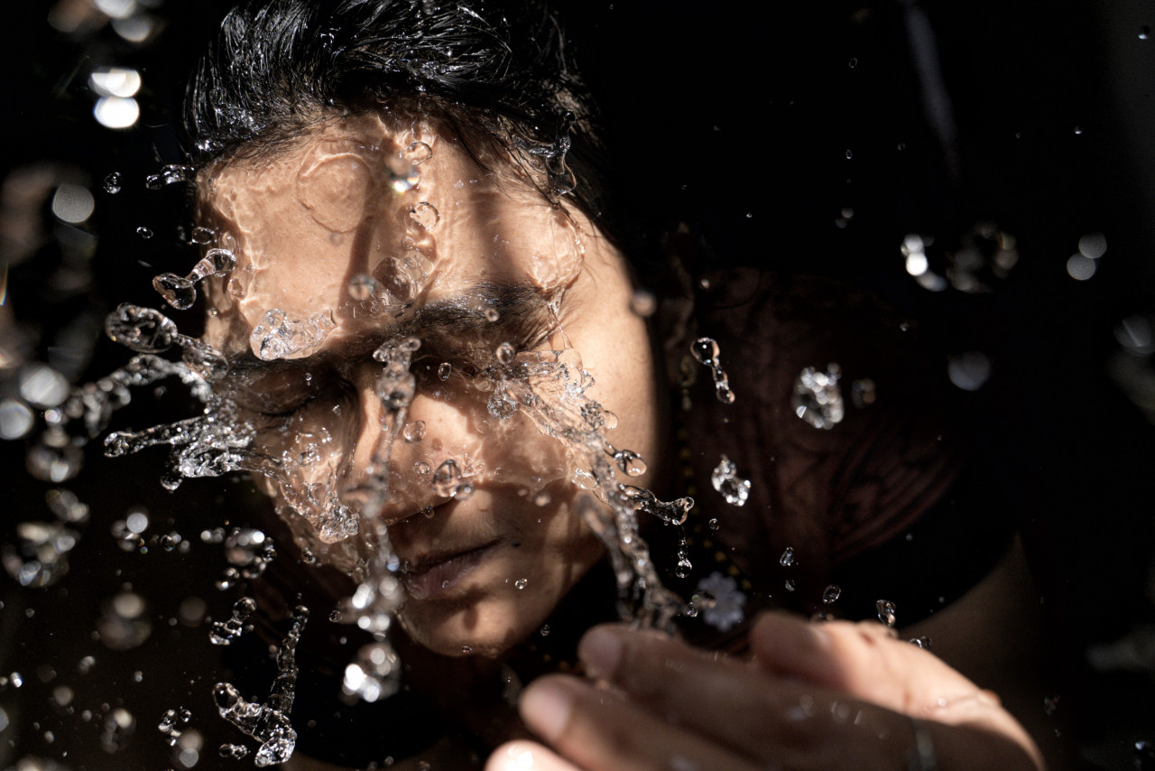 Jangan lupa bersihkan wajah setiap kali selepas senaman - Gambar hiasan Unsplash