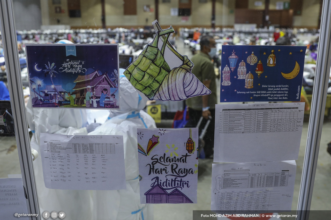 Kad Hari Raya Aidilfitri sebagai pengganti diri dan bagi memeriahkan Aidilfitri meskipun pesakit COVID-19 terpaksa menjalani kuarantin manakala petugas perubatan pula terpaksa berkorban bertugas bagi memastikan virus ini dapat dibendung daripada menular.