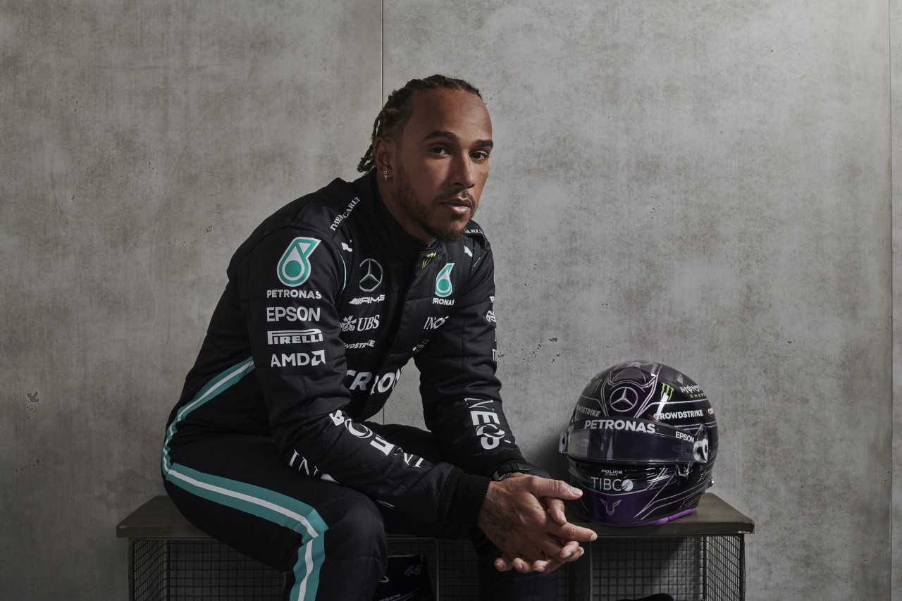 Pelancaran jentera Mercedes-AMG F1 W12 E Performance - Lewis Hamilton. © Daimler AG