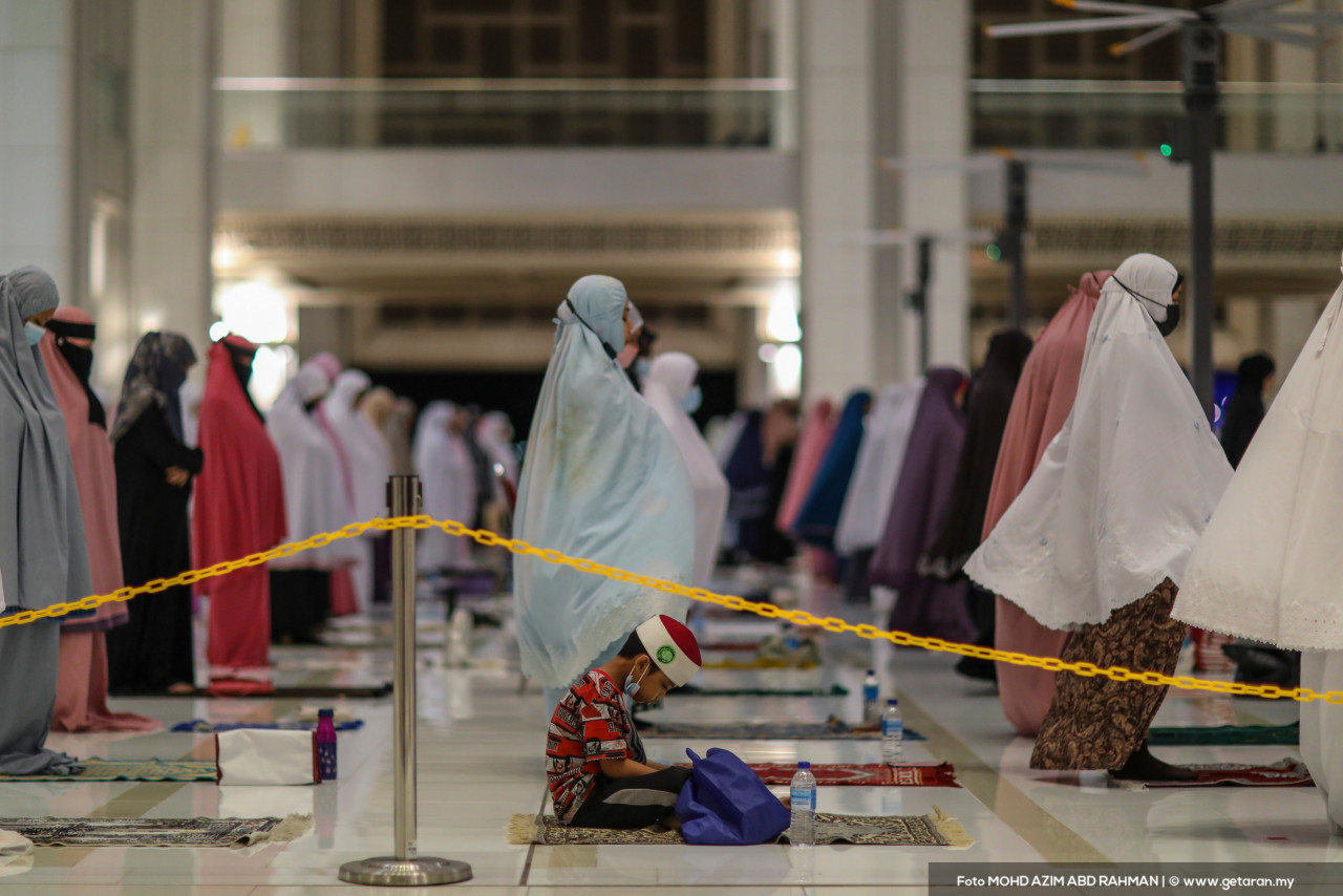 Solat tarawih dibenarkan namun perlu mengikut syarat-syarat yang ditetapkan.