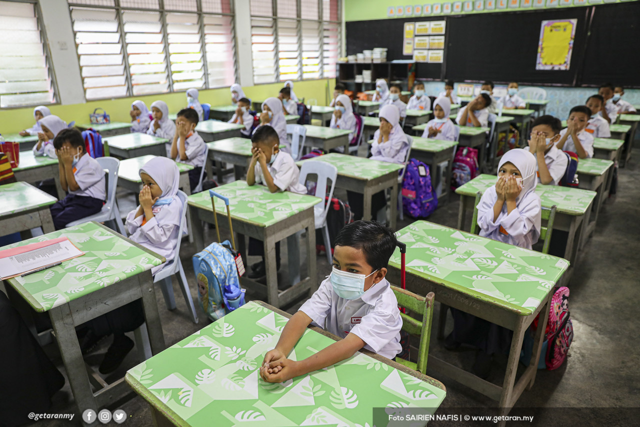 Jumlah itu meliputi naik taraf bangunan dan infrastruktur di 380 sekolah daif, khususnya di Sabah dan Sarawak melalui kaedah perolehan khas untuk kesegeraan - Gambar Fail