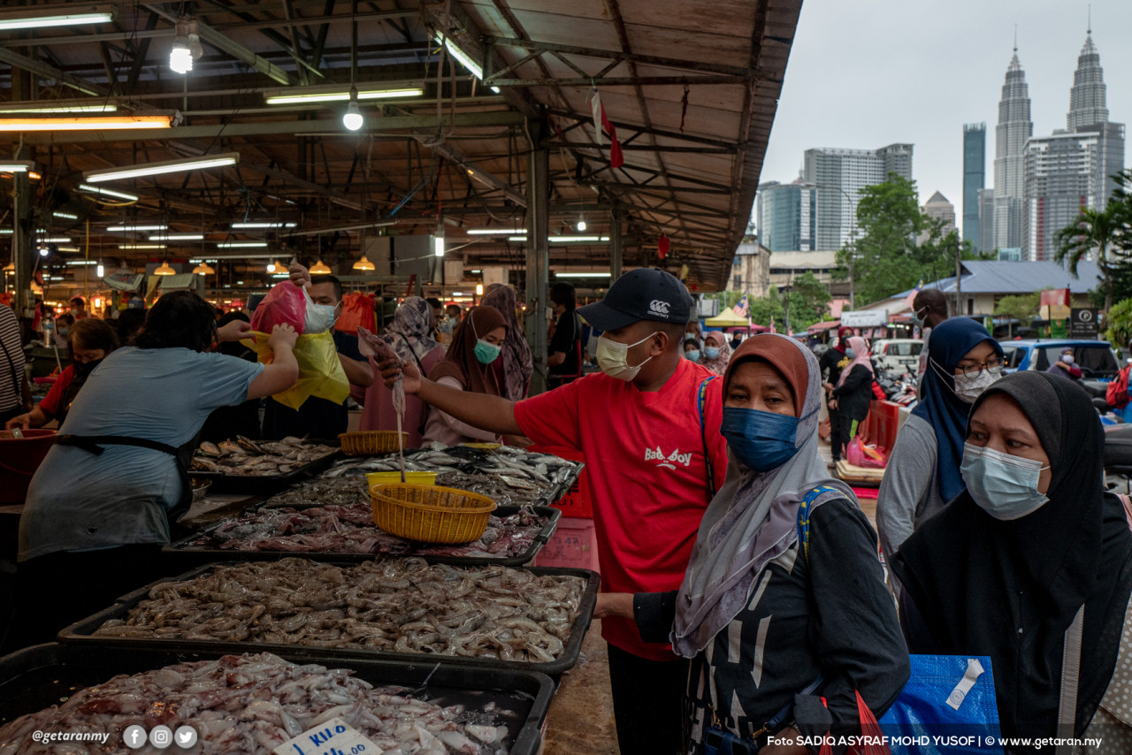 Kerajaan memastikan isu sekuriti makanan negara sentiasa diberi perhatian menerusi Jawatankuasa Teknikal Menangani Isu Sekuriti Bekalan Makanan Negara dan Jawatankuasa Pasukan Khas Jihad Tangani Inflasi - Gambar Fail