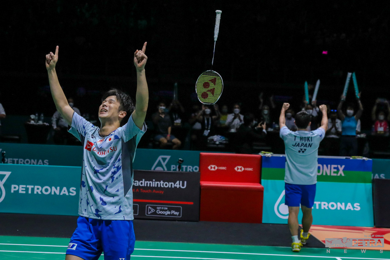 Hoki-Kobayashi merupakan beregu kedua Jepun merangkul kejuaraan Kejohanan Badminton Terbuka Malaysia selepas Takeshi Kamura-Keigo Sonoda - Gambar oleh Alif Omar