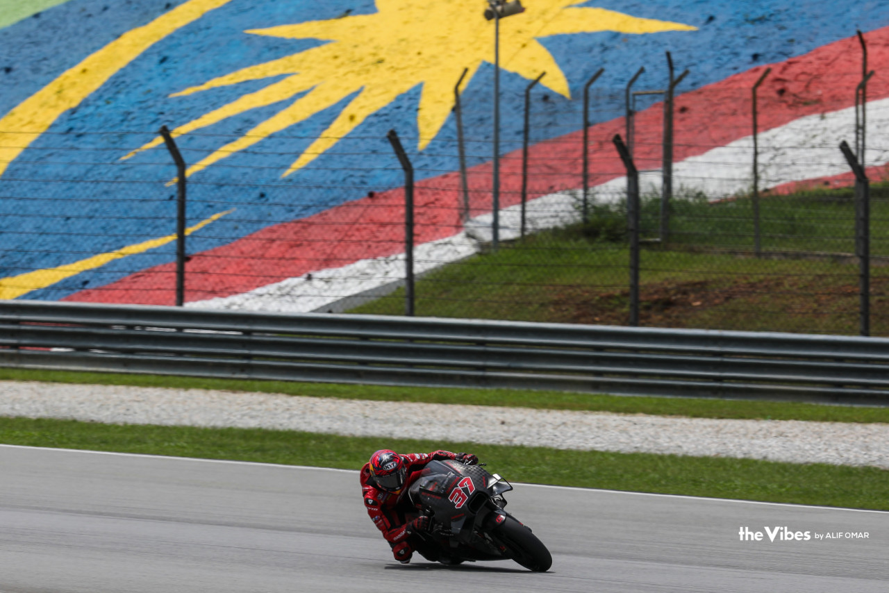 Pelumba Sepanyol, Augusto Fernandez daripada pasukan Tech3 GASGAS Factory Racing