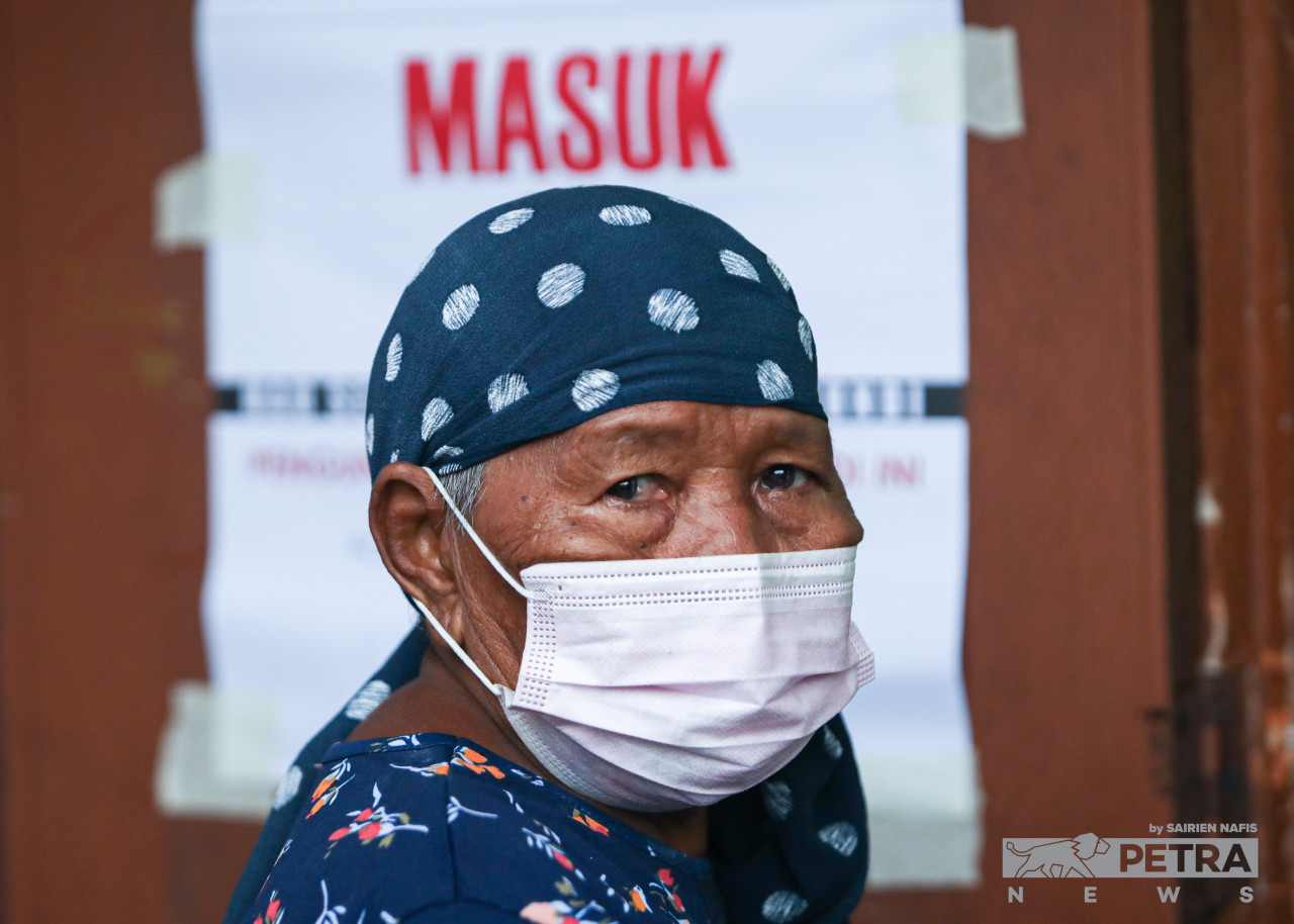 Selagi masih bertenaga dan mampu, keluarlah mengundi - Gambar oleh Sairien Nafis