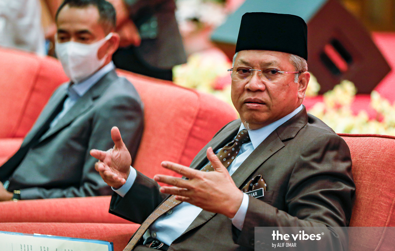 Menurut Annuar Musa, MN bukanlah sebuah badan politik sebaliknya hanya menjalankan kerja-kerja NGO - Gambar Fail