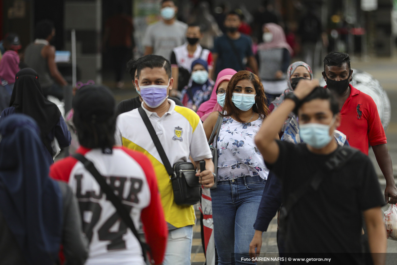 Kejayaan KWSP dalam menyampaikan dividen yang stabil dan terpuji, mengatasi dana domestik lain secara berterusan, memainkan peranan penting bagi mengukuhkan reputasinya sebagai satu daripada pelabur institusi terkemuka negara - Gambar Hiasan